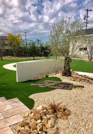 オリーブエクステリア